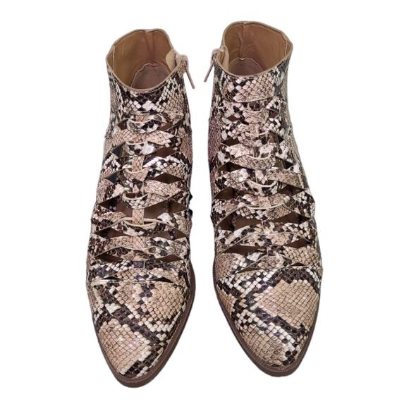 Qupid booties - Picture 4 of 8